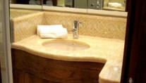 Yacht GO -  Guest Bathroom